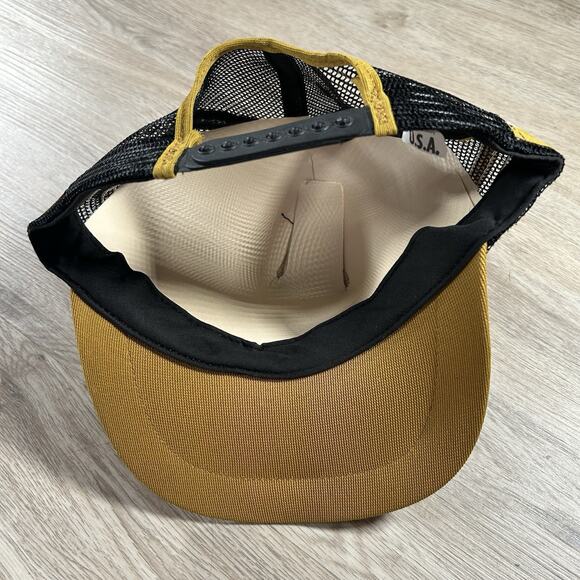 Vintage Georgia Tech Yellow Jackets Hat Snapback Trucker 3 Stripe Gold Black USA - Picture 4 of 9